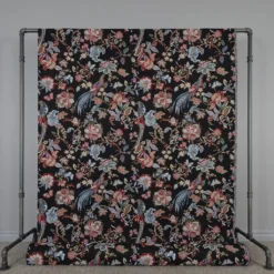 Nordisk Textil Blommiga Möbeltyger|Mönstrade Möbeltyger|Bailey svart gobeläng