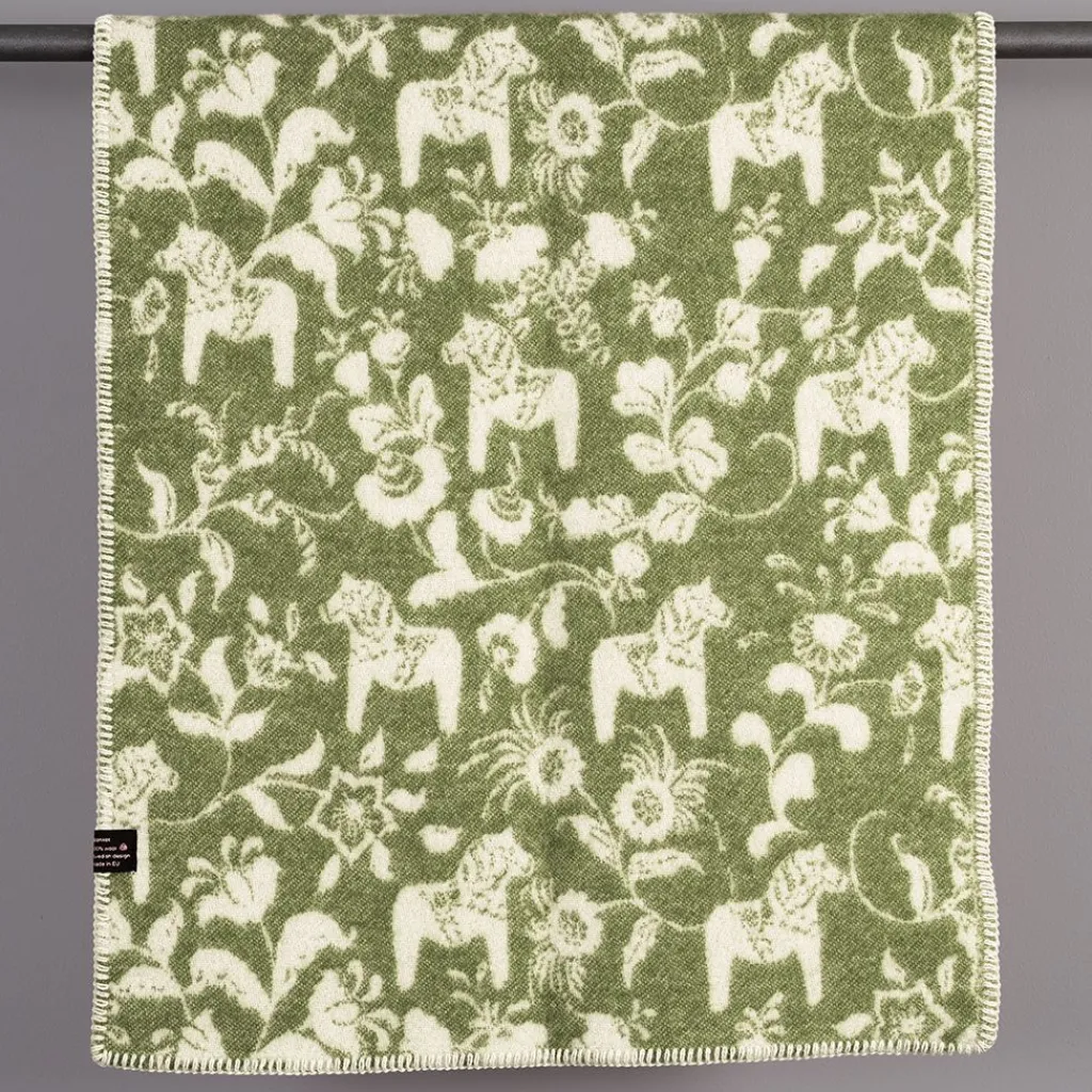 Arvidssons textil Babyfiltar|Ullplädar|Barnfilt Leksand grön 65x95cm med dalahästar och kurbits