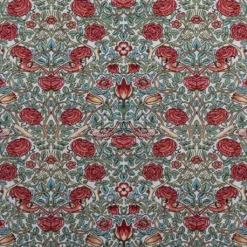 Nordisk Textil Mönstrade Möbeltyger|Birds and roses grön-röd Gobelängtyg