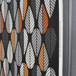Arvidssons textil Gardintyger Mönstrade|Arvidssons Textil|Blader svart-orange tyg