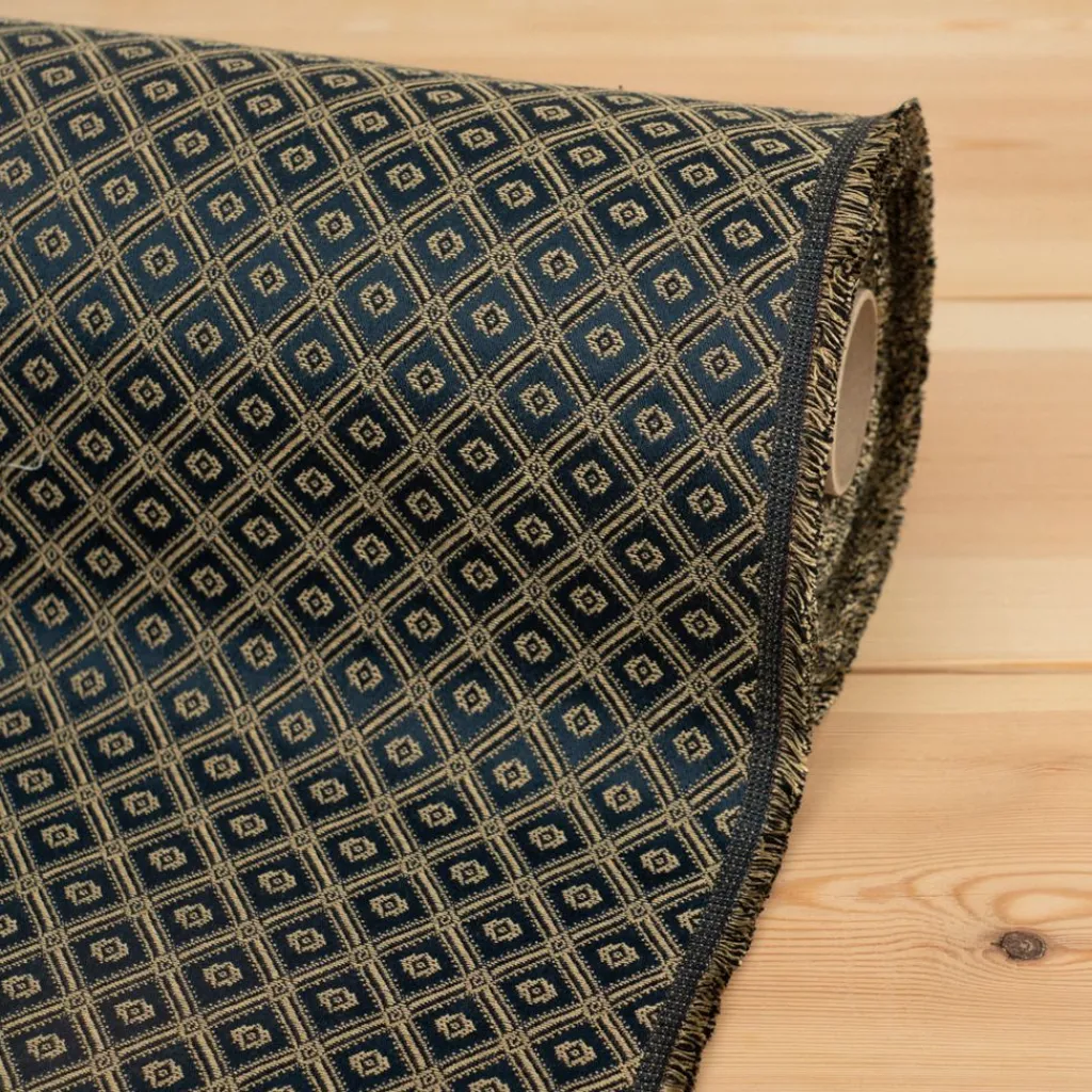 Nordisk Textil Rutiga Möbeltyger|Mönstrade Möbeltyger|Borgholm blå-guld - rutigt möbeltyg i klassisk stil