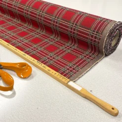 Rutiga Möbeltyger|Mönstrade Möbeltyger|Check Classic Holiday gobeläng – Klassisk jultextil i rutmönster
