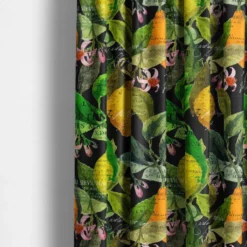 Arvidssons textil Gardintyger Mönstrade|Arvidssons Textil|Citrus svart tyg – Elegans med färgstarka citrusdetaljer