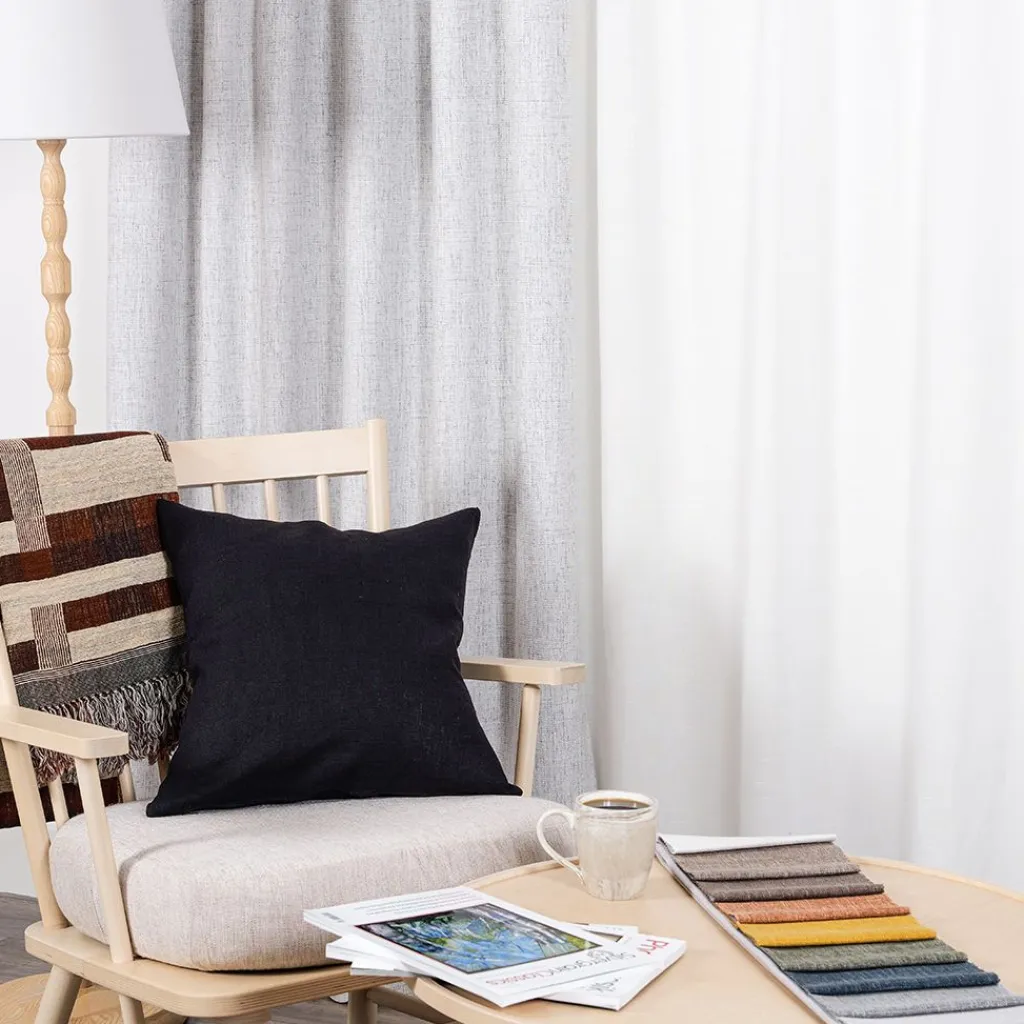 Mörkläggningsgardiner|Gardiner Enfärgade|Cru ljus gråmelerad mörkläggningsgardin dubbel bredd 1-pack