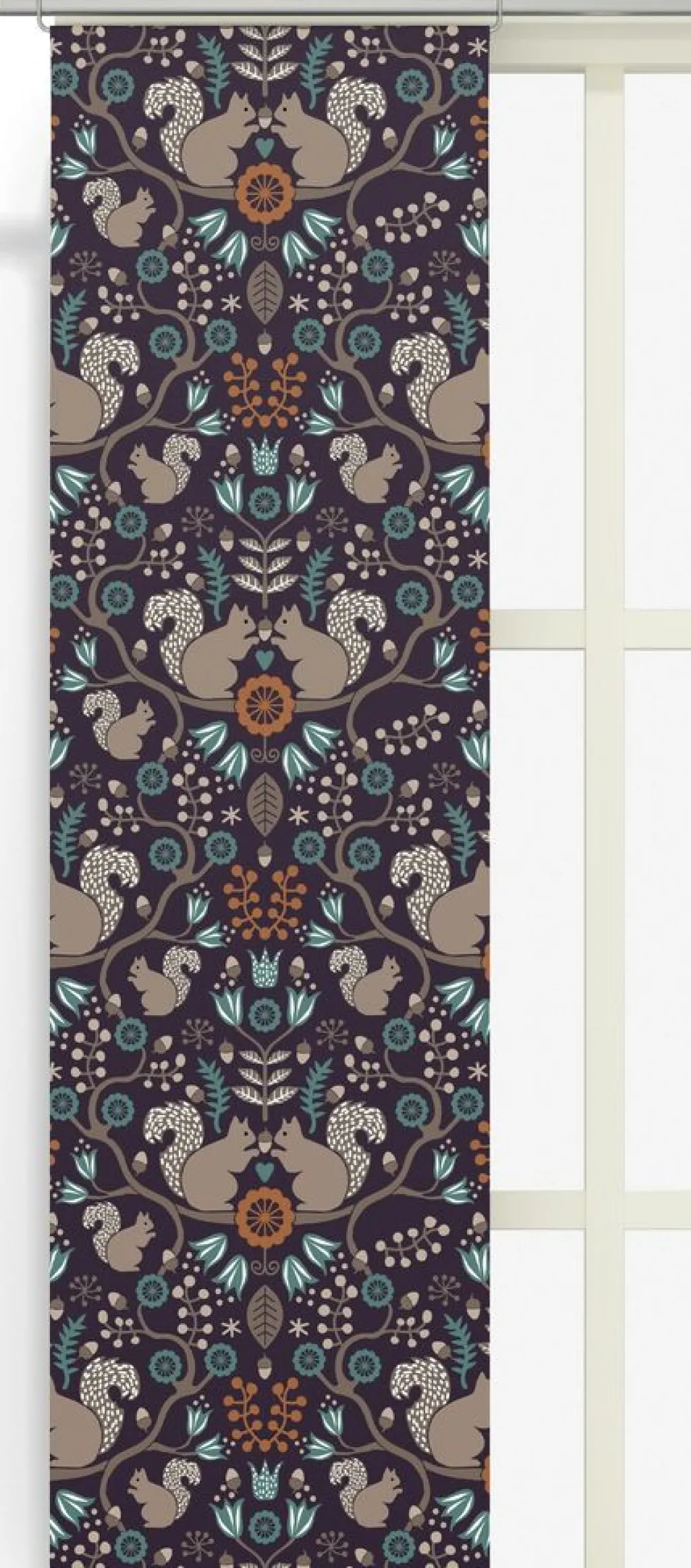 Arvidssons textil Panelgardiner|Ekorrskogen plommon panelgardiner