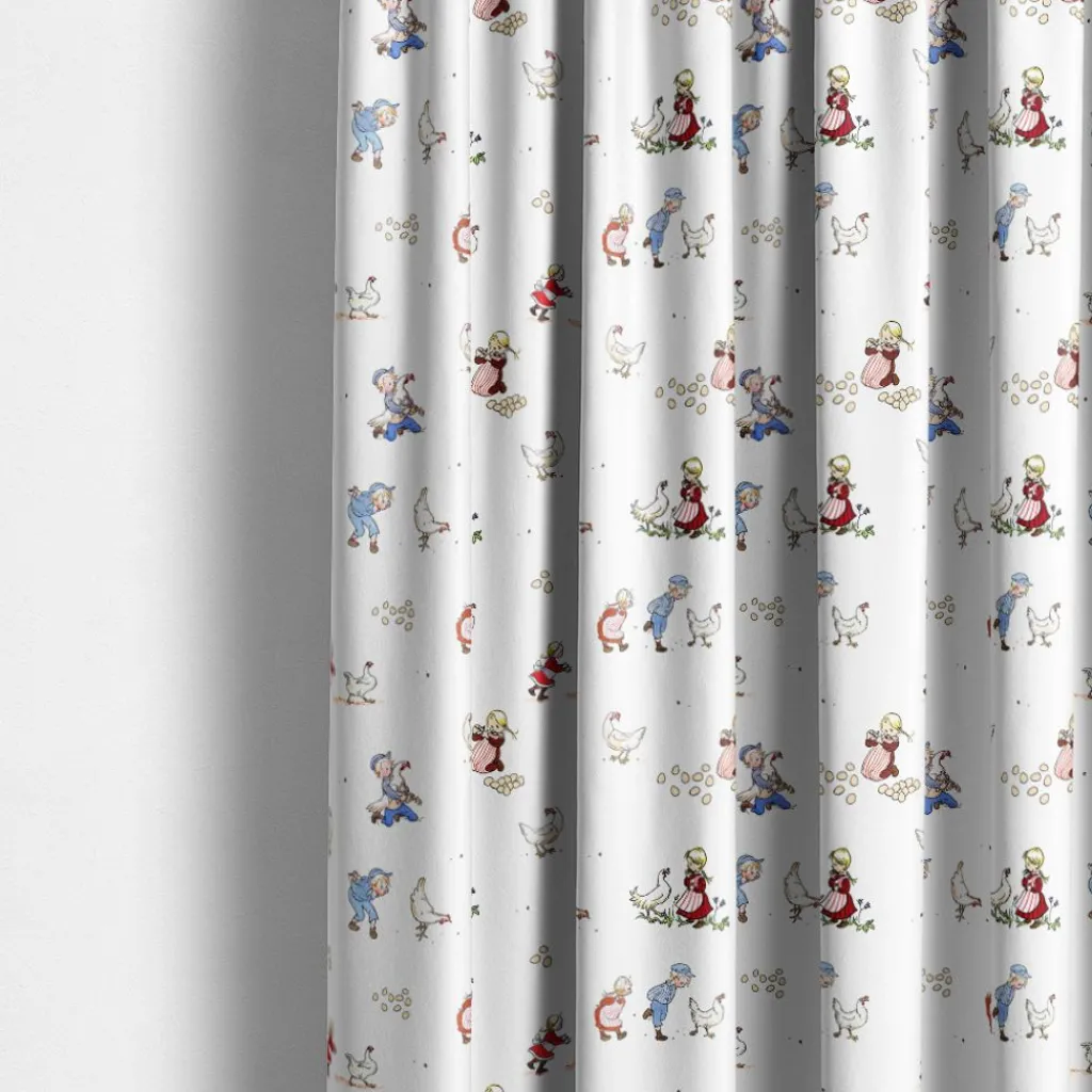 Barn Arvidssons textil Gardintyger Mönstrade|Barnmönster|Emil & Ida i Hönsgården vit bomullstyg – Emil i Lönneberga