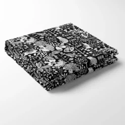Arvidssons textil Juldukar|Bordsduk|Fýri svart bordsduk