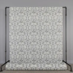 Nordisk Textil Arts & Crafts Tyger|Gardintyger Mönstrade|Grace beige tyg - Klassiskt Arts & Crafts mönster