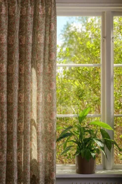Nordisk Textil Gardiner Mönstrade|Grace dimmgrön gardiner - Klassisk blommig Arts and Crafts design