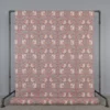 Nordisk Textil Arts & Crafts Tyger|Gardintyger Mönstrade|Grace röd tyg - Klassisk blommig Arts and Crafts design