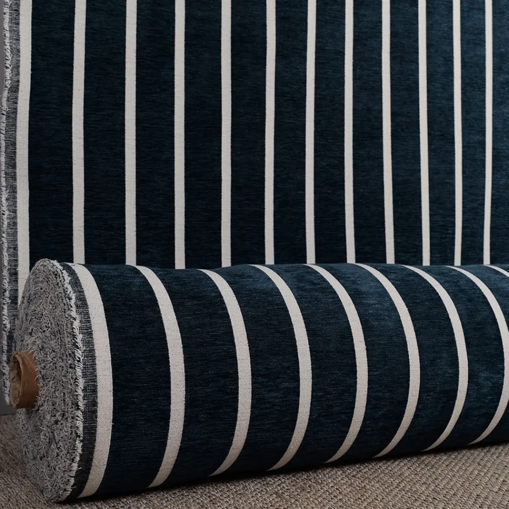 Nordisk Textil Mönstrade Möbeltyger|Halle mörkblå möbeltyg