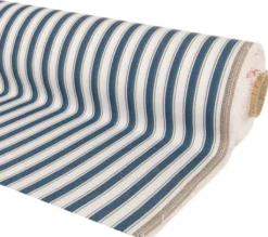 Nordisk Textil Randiga Möbeltyger|Rutor & Ränder|Harlow blå-vit randigt tyg