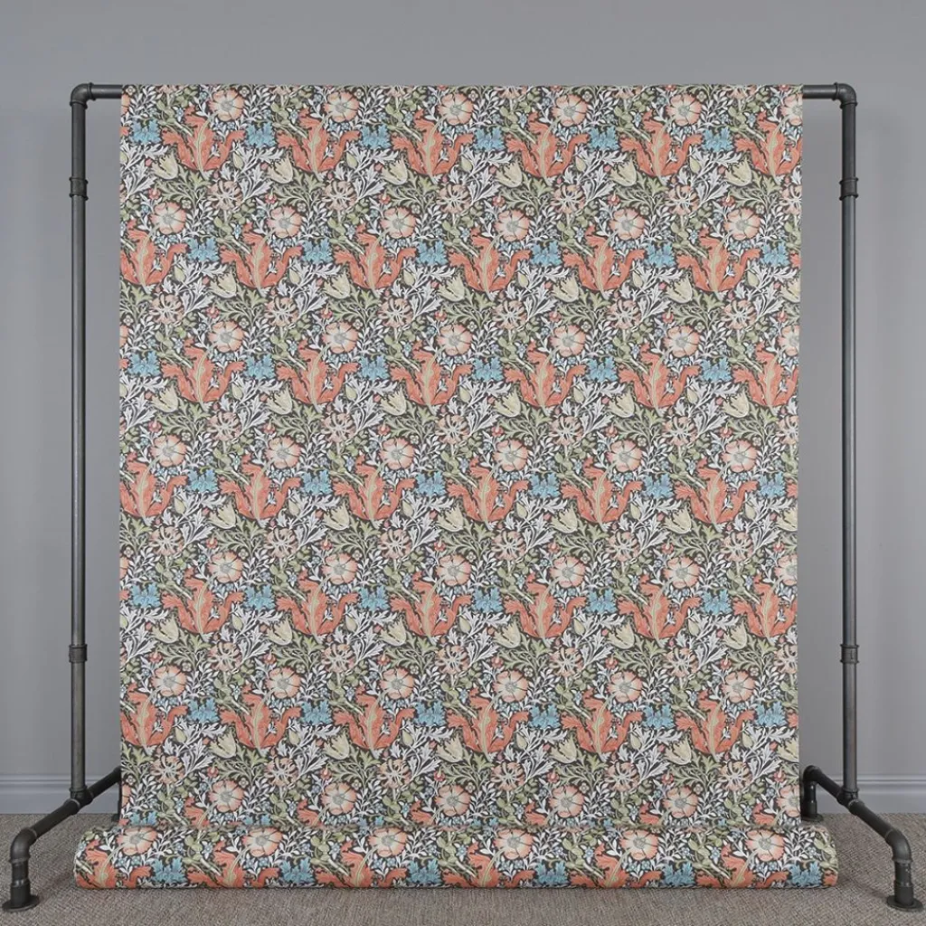 Nordisk Textil Arts & Crafts Tyger|Gardintyger Mönstrade|Harmony grön-brun tyg