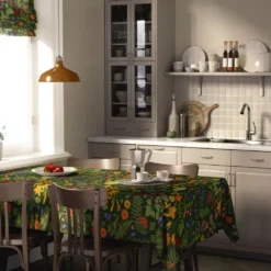 Arvidssons textil Bordsduk|Hedemora grön blommig bordsduk
