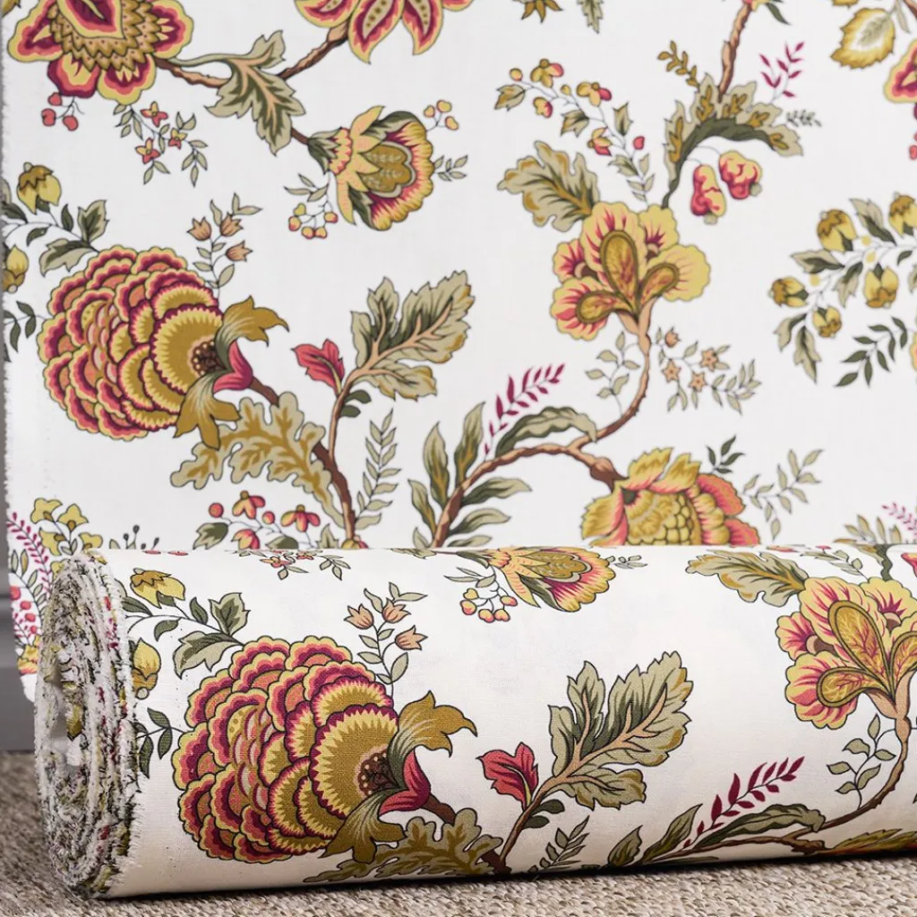 Nordisk Textil Arts & Crafts Tyger|Gardintyger Mönstrade|Heritage vinröd tyg