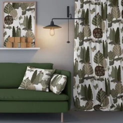 Arvidssons textil Gardintyger Mönstrade|Arvidssons Textil|I Skogskanten grön tyg