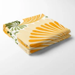 Arvidssons textil Bordsduk|Lisette gul bordsduk - duka med varm färgprakt och retrokänsla