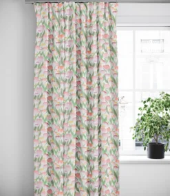Arvidssons textil Gardiner Mönstrade|Ljuvligt rosa – blommiga gardiner i mjuka blå och lila toner