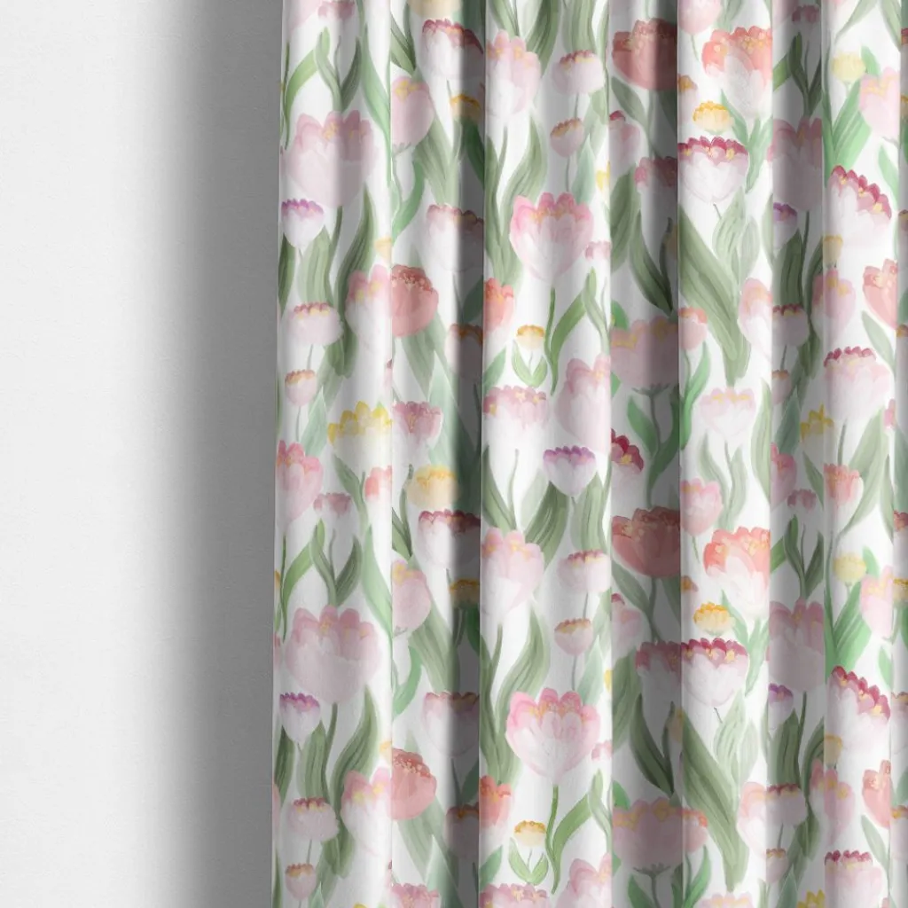 Arvidssons textil Gardintyger Mönstrade|Arvidssons Textil|Ljuvligt rosa – blommigt tyg i mjuka rosa och gula toner