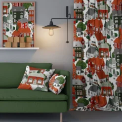 Arvidssons textil Gardintyger Mönstrade|Arvidssons Textil|Lyckeby blommar röd-grön tyg