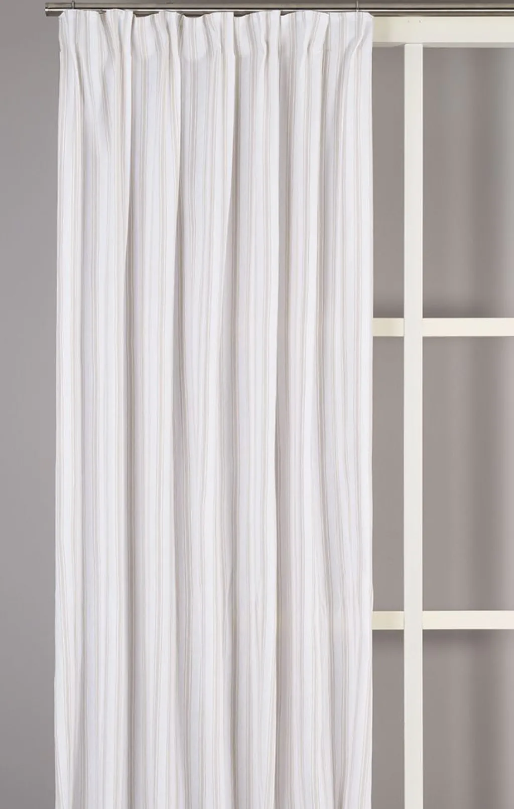 Redlunds Gardiner Mönstrade|Madicken beige randiga gardiner