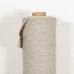 Nordisk Textil Gardintyger Enfärgade|Milo sand gardintyg - Stilrent med fin struktur