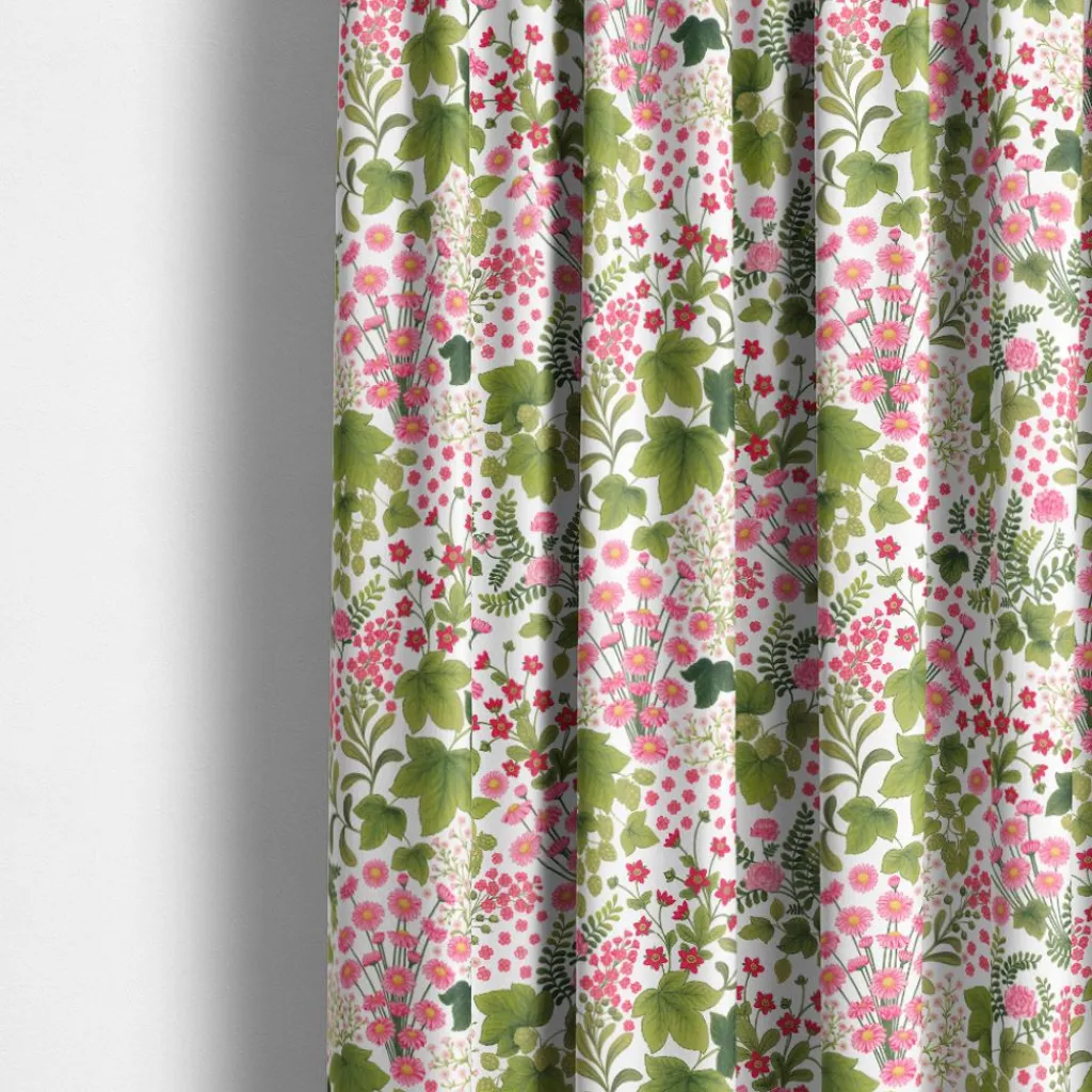 Arvidssons textil Gardintyger Mönstrade|Arvidssons Textil|Mormors Täppa tyg – Blommigt tyg med romantisk sommarkänsla
