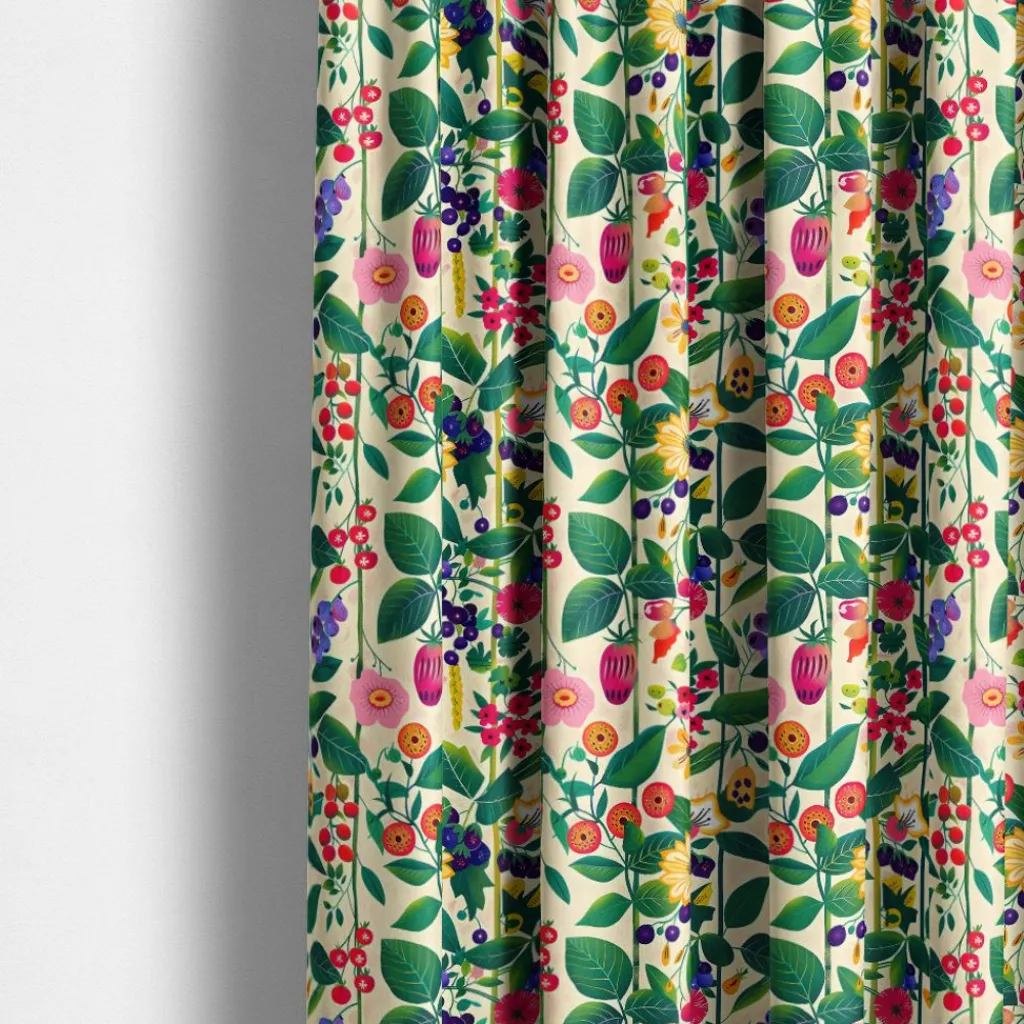 Nordisk Textil Gardintyger Mönstrade|Nordisk Flora tyg - skandinaviska bär och blommor