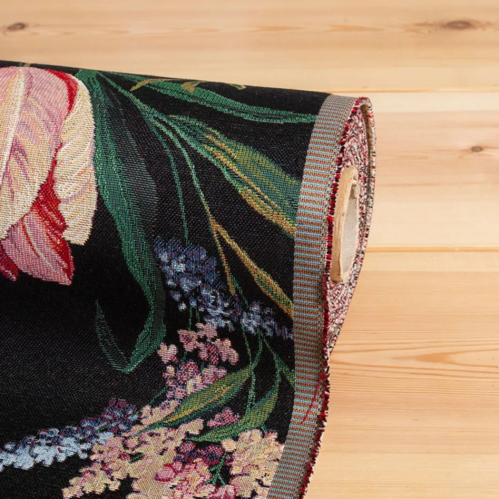 Blommiga Möbeltyger|Mönstrade Möbeltyger|Painted vintage bouquet möbeltyg