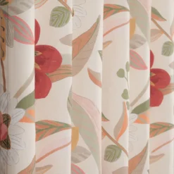 Nordisk Textil Gardiner Mönstrade|Paths gardiner - ljusa nyanser med blomstermotiv