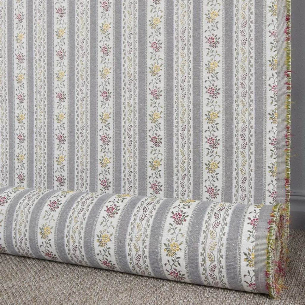 Nordisk Textil Randiga Möbeltyger|Mönstrade Möbeltyger|Portugal ljusgrå randigt stiltyg för möbelklädsel