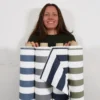 Nordisk Textil Randiga Möbeltyger|Rutor & Ränder|Preston vit och ljusgrå bredrandigt tyg