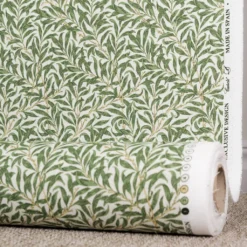 Jakobsdals Arts & Crafts Tyger|Gardintyger Mönstrade|Ramas grön tyg med kvistar och blad