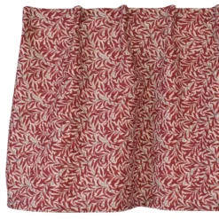 Jakobsdals Gardinkappor Mönstrade|Julgardiner|Ramas röd-beige gardinkappa metervara med kvistar och blad