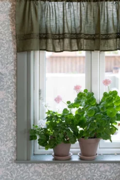 Fondaco Gardinkappor Enfärgade|Gardinkappor Färdigsydda|Sanna grön gardinkappa med spets