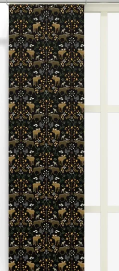 Arvidssons textil Panelgardiner|Skogens konung svart - panelgardiner