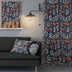 Arvidssons textil Gardintyger Mönstrade|Arvidssons Textil|Stjärnspeja mörkblå tyg