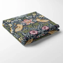 Nordisk Textil Bordsduk|Strawberry Finch bordsduk