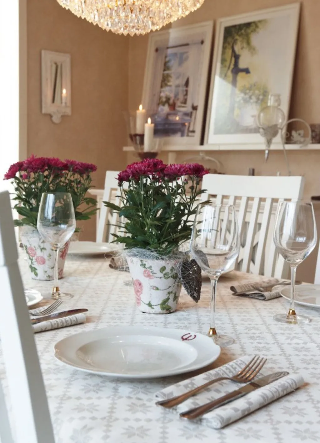 Ekelund Bordsduk|Åttebladsrose beige duk 150x260cm - s Linneväveri