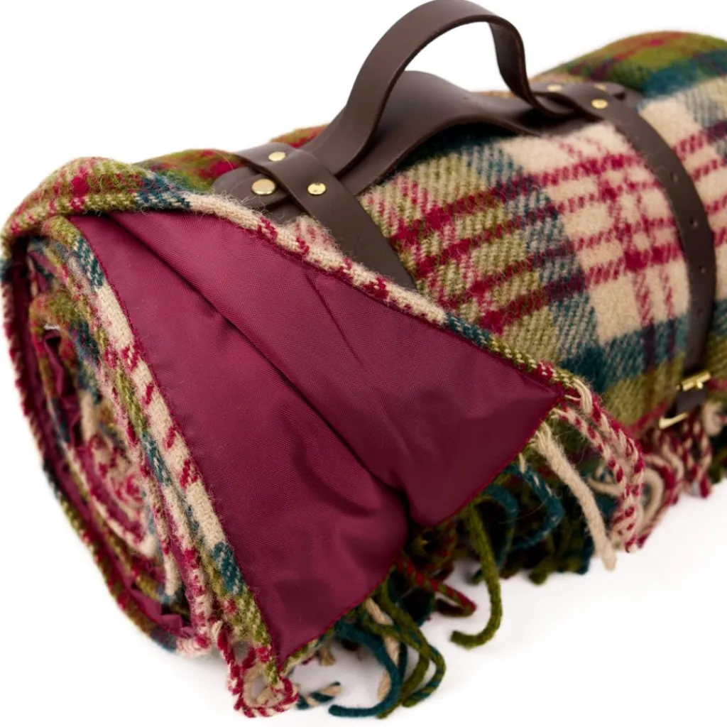 Tweedmill textiles Picknickfiltar|Tweedmill Picknickfilt i Ull - Thistleberry/Wine med Vattentät Baksida, 145 x 183 cm