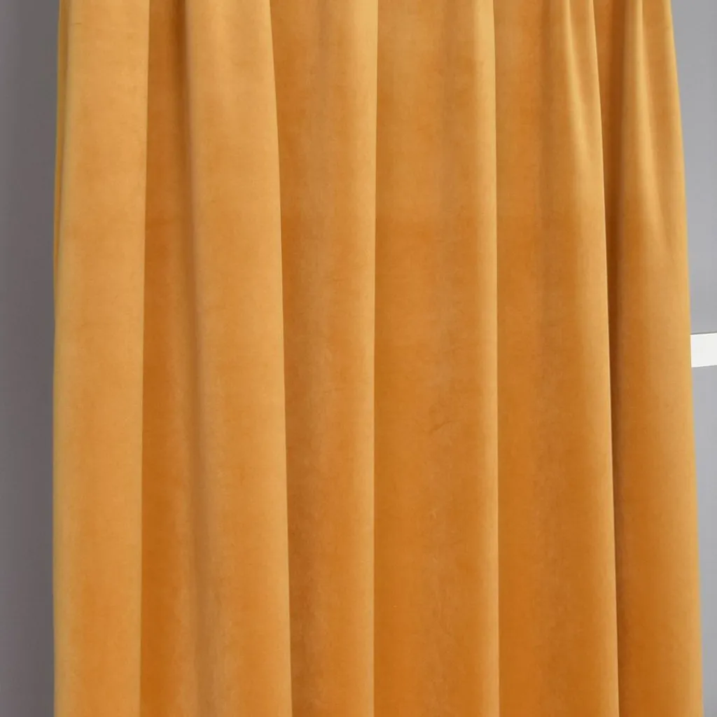 Nordisk Textil Sammetstyger|Gardiner Enfärgade|Velvet gul enfärgade sammetsgardiner