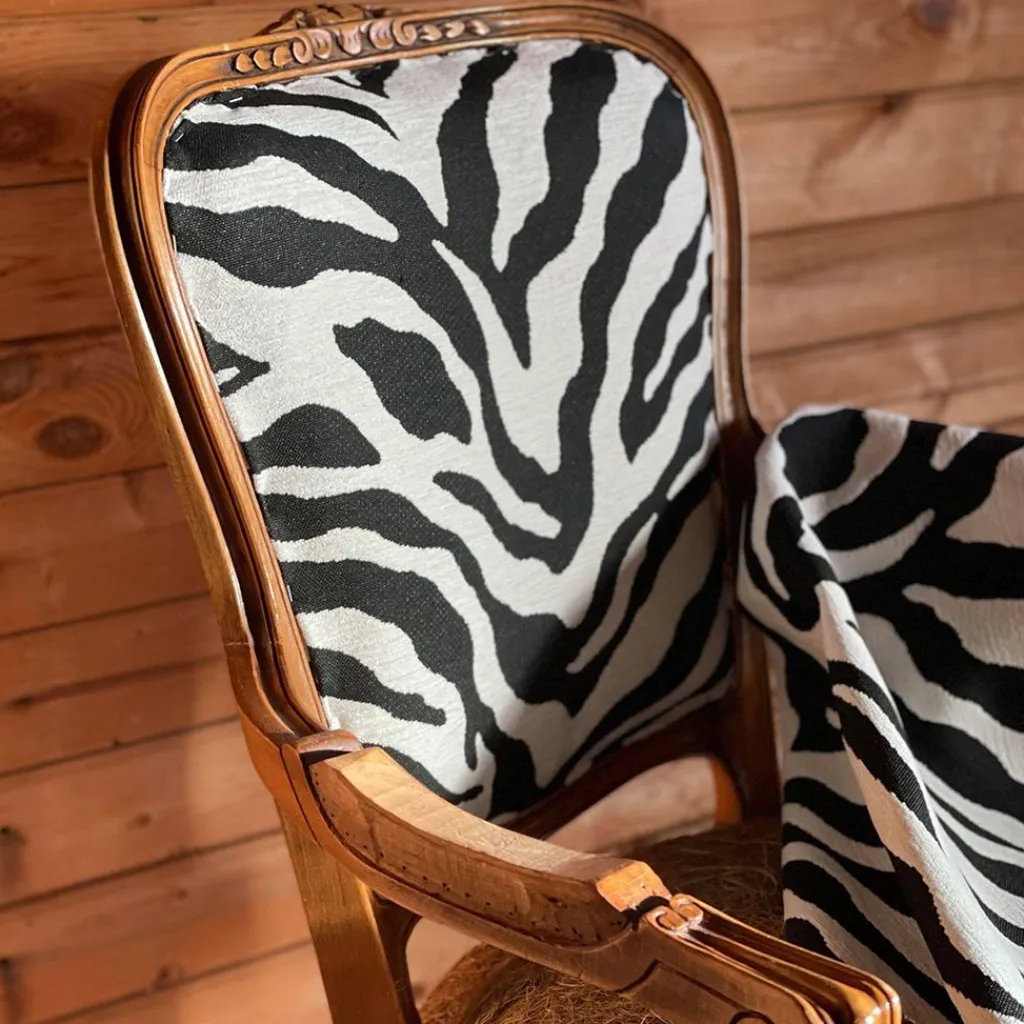 Mönstrade Möbeltyger|Zebra möbeltyg